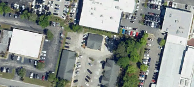 Office Unit with Shared Parking