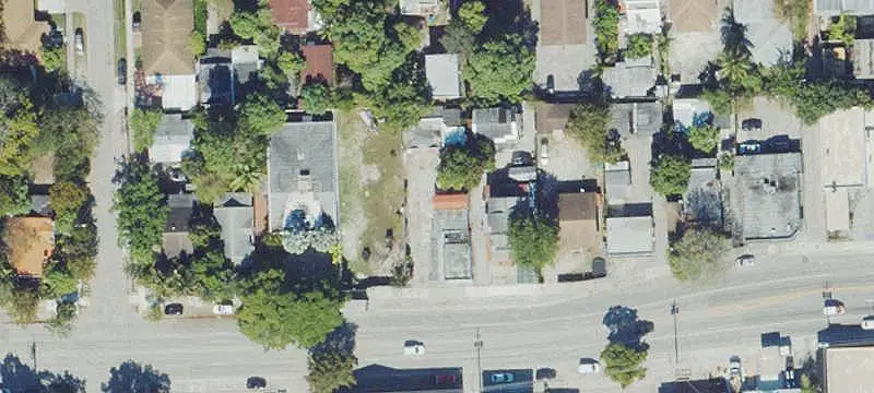 Mixed-Use Property with 22 Tenants