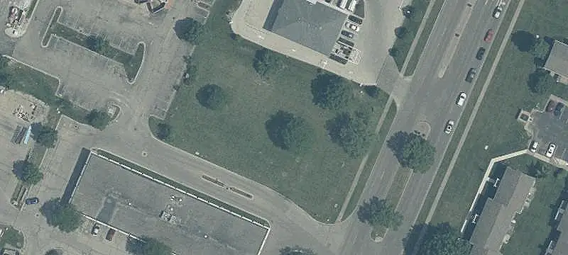 Flat Commercial Land