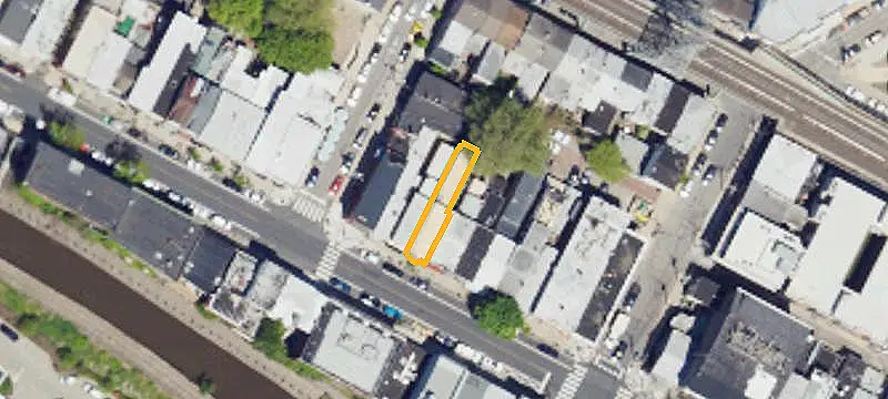 Fully Tenanted Mixed-Use Property