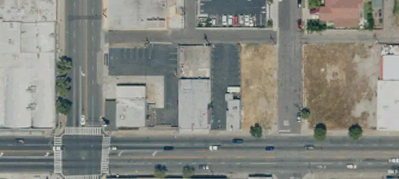Standalone Retail Storefront