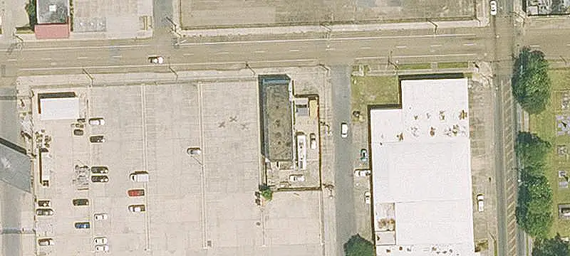 Two-Story Live-Work Space