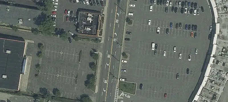 Shopping Center Space with Basement