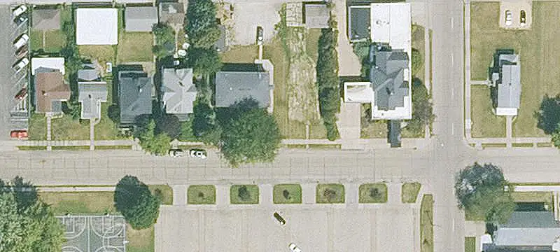 Mixed-Use Property with Garage