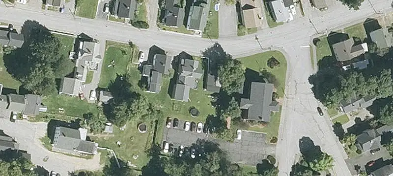 Two-Unit Duplex with Coin Laundry