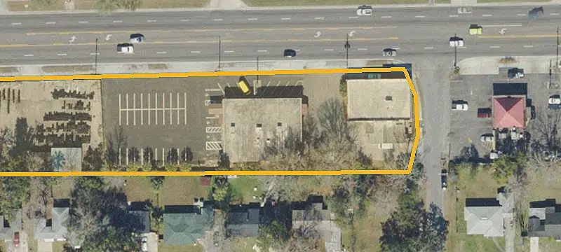 Freestanding Convenience Store with Drive-Through