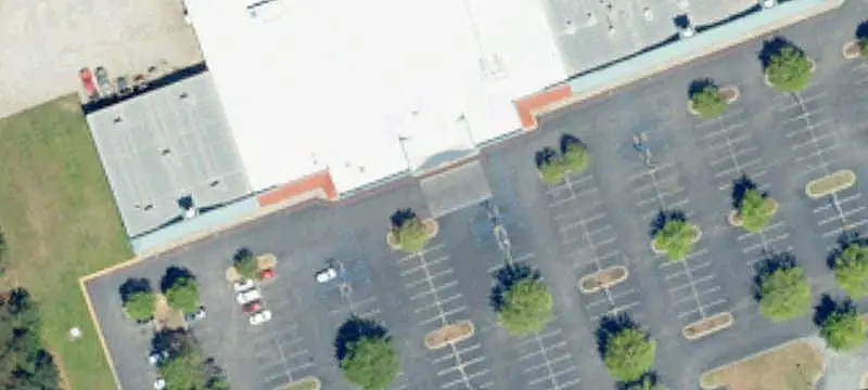 Neighborhood Shopping Center with National Anchors