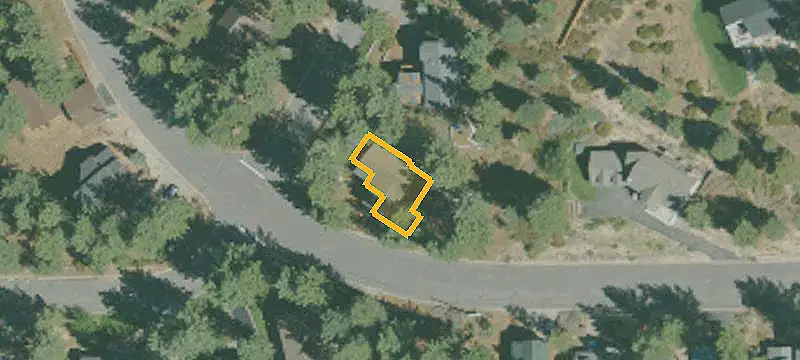 Land / Vacant Land