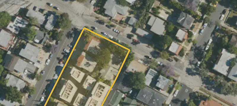 Spanish-Style 5-Unit Apartment Property