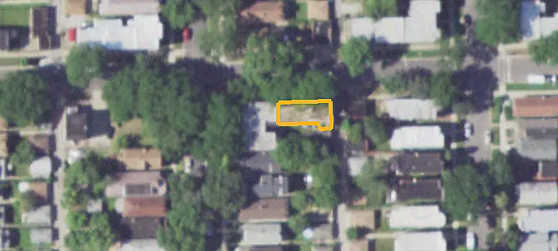 8-Unit Apartment Building