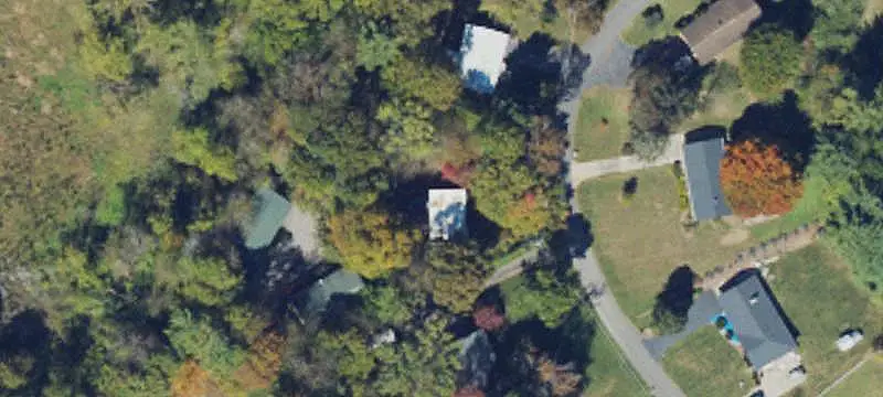 6-Unit Apartment Building