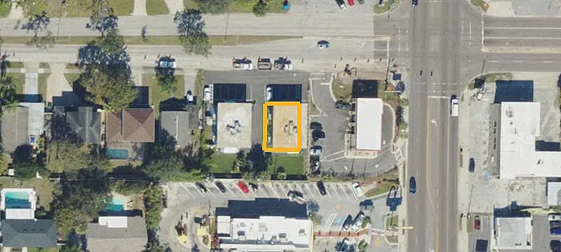 8-Unit Apartment Building