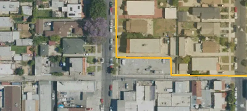 8-Unit Apartment Building