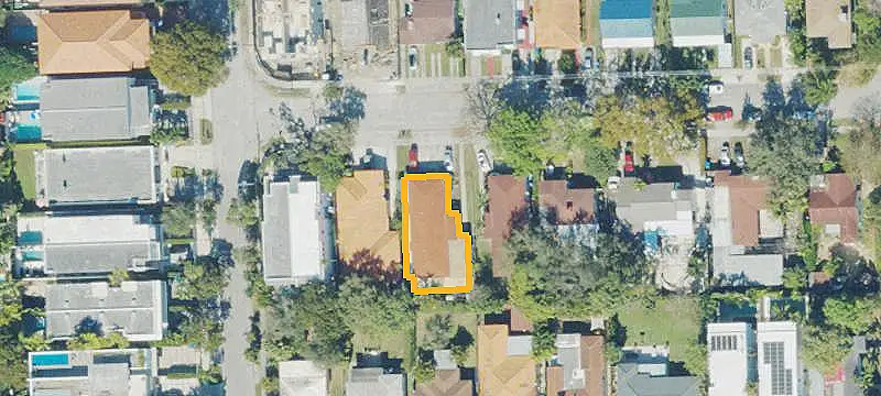 Triplex with Two-Bedroom Unit