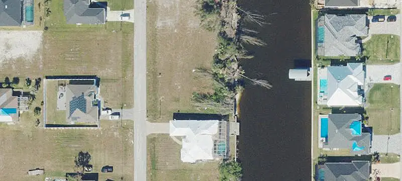 2339 Northwest 38th Avenue, Cape Coral, FL 33993