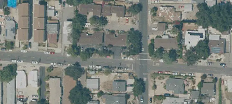 8-Unit Single-Story Apartment Building