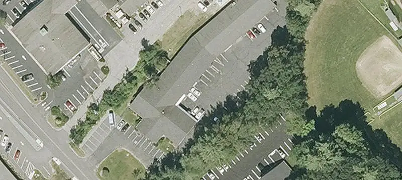 Flex Building with Drive-In Doors