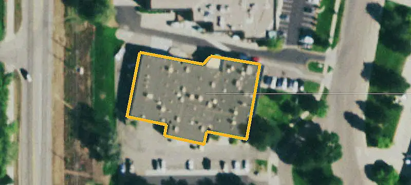 Warehouse Unit with Drive-In Loading