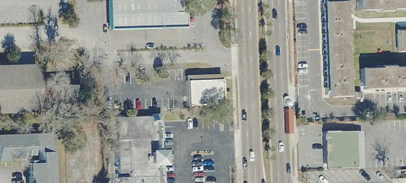 Freestanding Mixed-Use Property