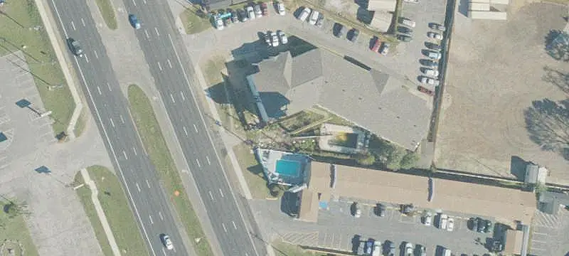 59-Room Hotel with Kitchenettes