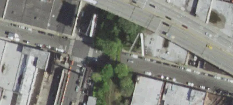 Large Retail Space Near Subway