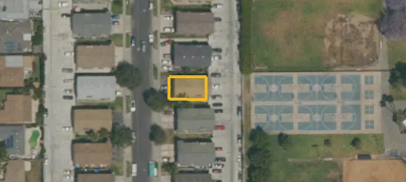 Triplex with Garages and Parking