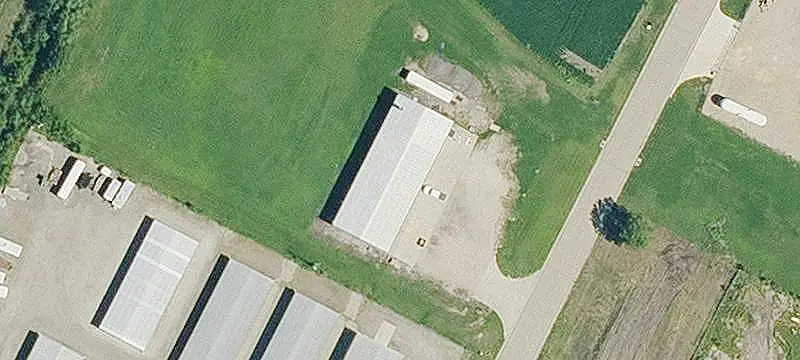 Clear-Span Warehouse with Office