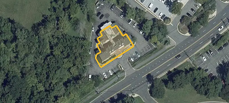Mixed-Use Building with Private Parking