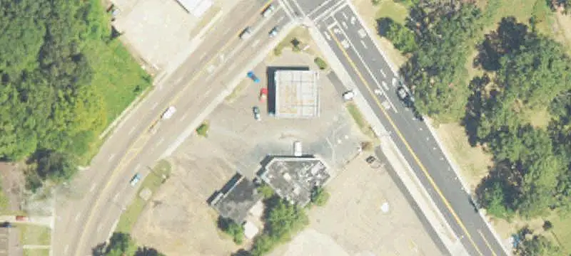 Vacant Shopping Center for Redevelopment