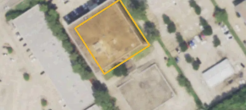 Equipped Restaurant Property