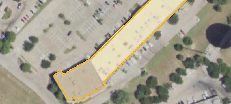 Retail Shopping Center with Five Access Points