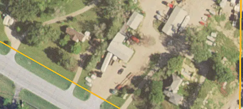 Flex Space with Storage Garages