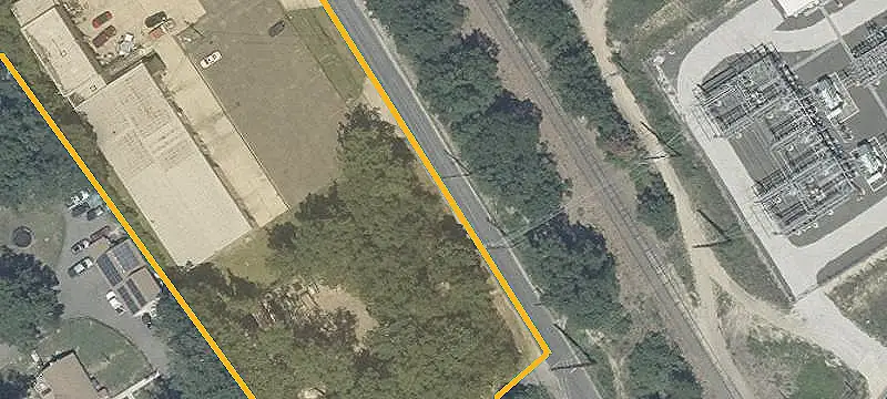 Three-Building Warehouse Property