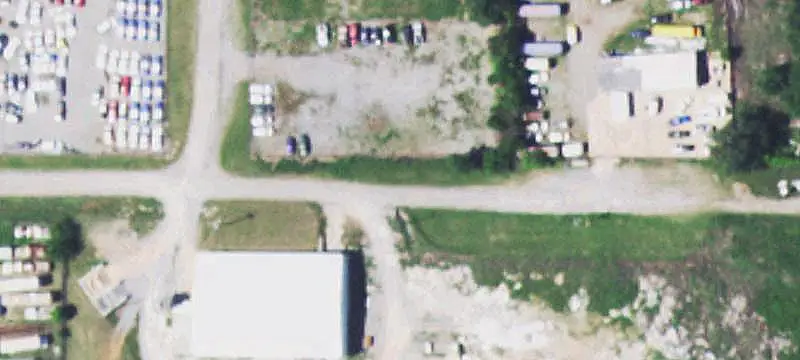 Freestanding Auto Shop