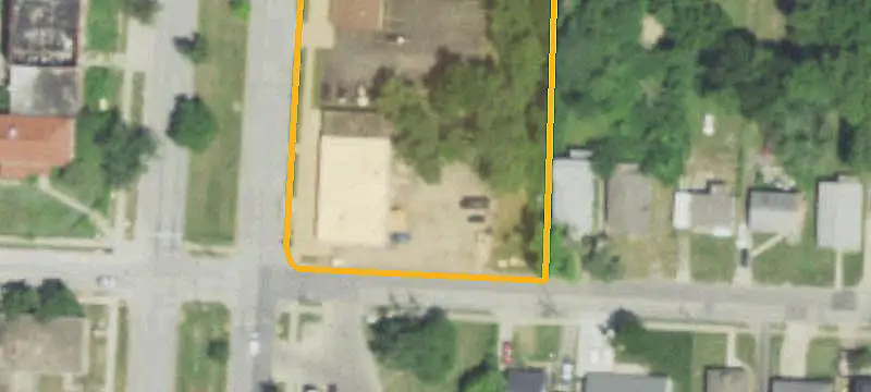 Storefront Property with Laundry Operations