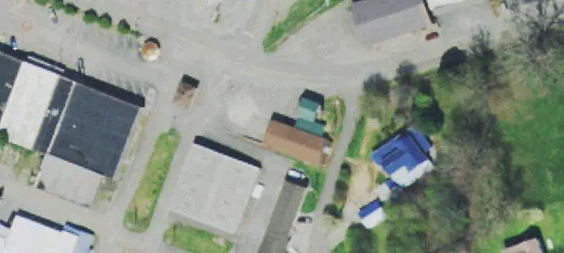 Corner Storefront With Storage