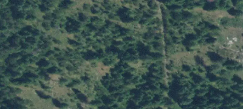 Commercial Land Near Theme Park