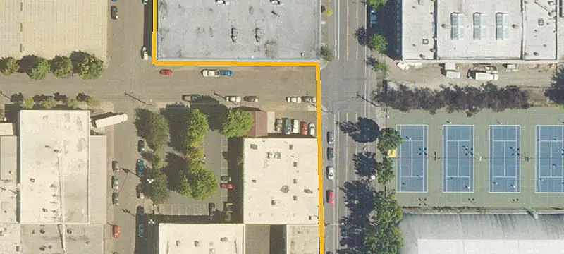 Tenant-Occupied Flex Space