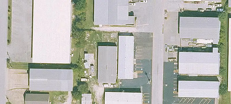 Warehouse with Yard Space