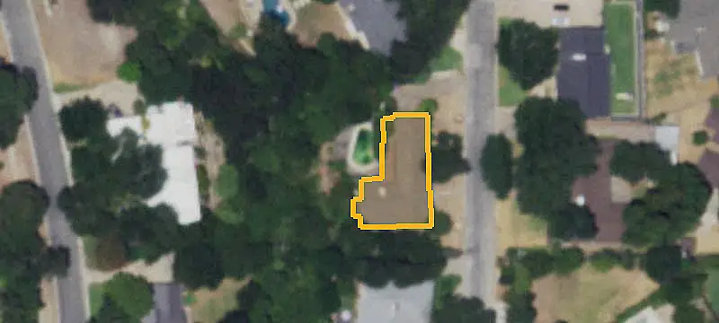 Lots & Acreage / Improved Land