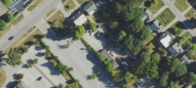 Signalized-Corner Commercial Land