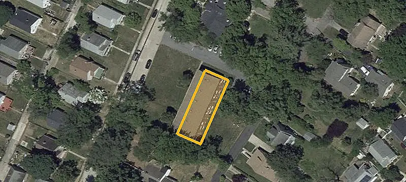 12-Unit Renovated Apartment Building