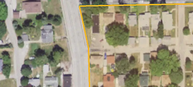 6-Unit Apartment Building