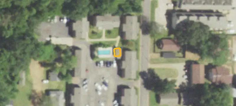 28-Unit Apartment Complex with Pool