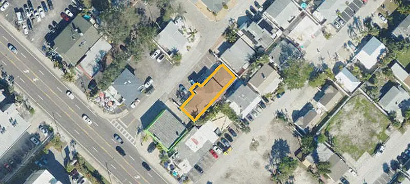 8-Unit Deeded Condo Apartment Building