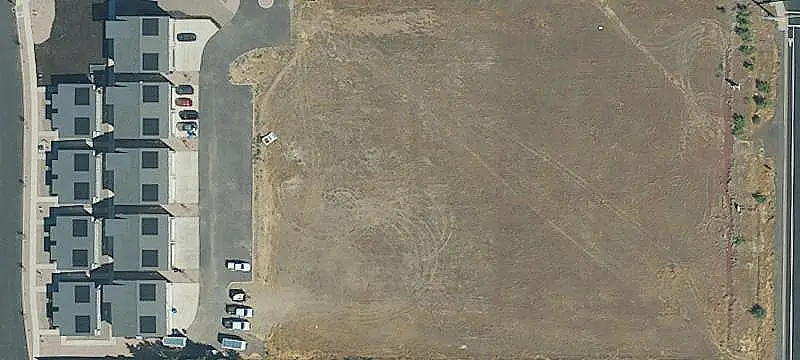 Commercial Land with Retail Approval