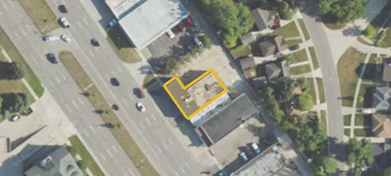 Mixed-Use Commercial Assemblage