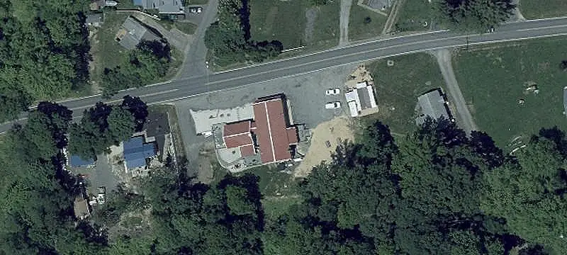 Mixed-Use Property with Apartment