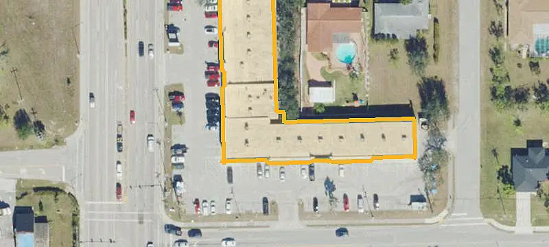 Retail Shopping Center with Roof Upgrade