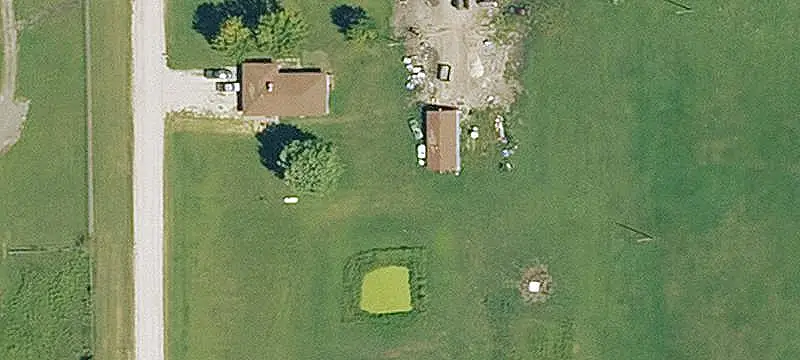 LAND / Land